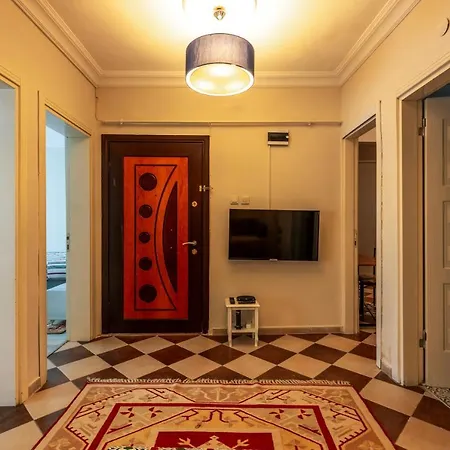 Apartmán In The Center Of Taksim And Galataport 3 Bedrooms 1 Living In