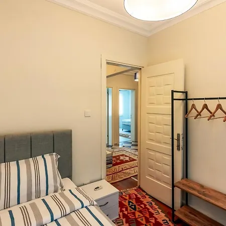 In The Center Of Taksim And Galataport 3 Bedrooms 1 Living In * Κωνσταντινούπολη